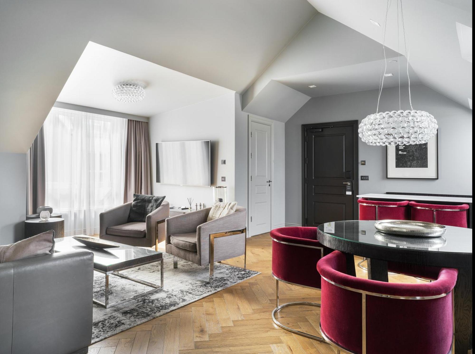 Suite con cama extragrande